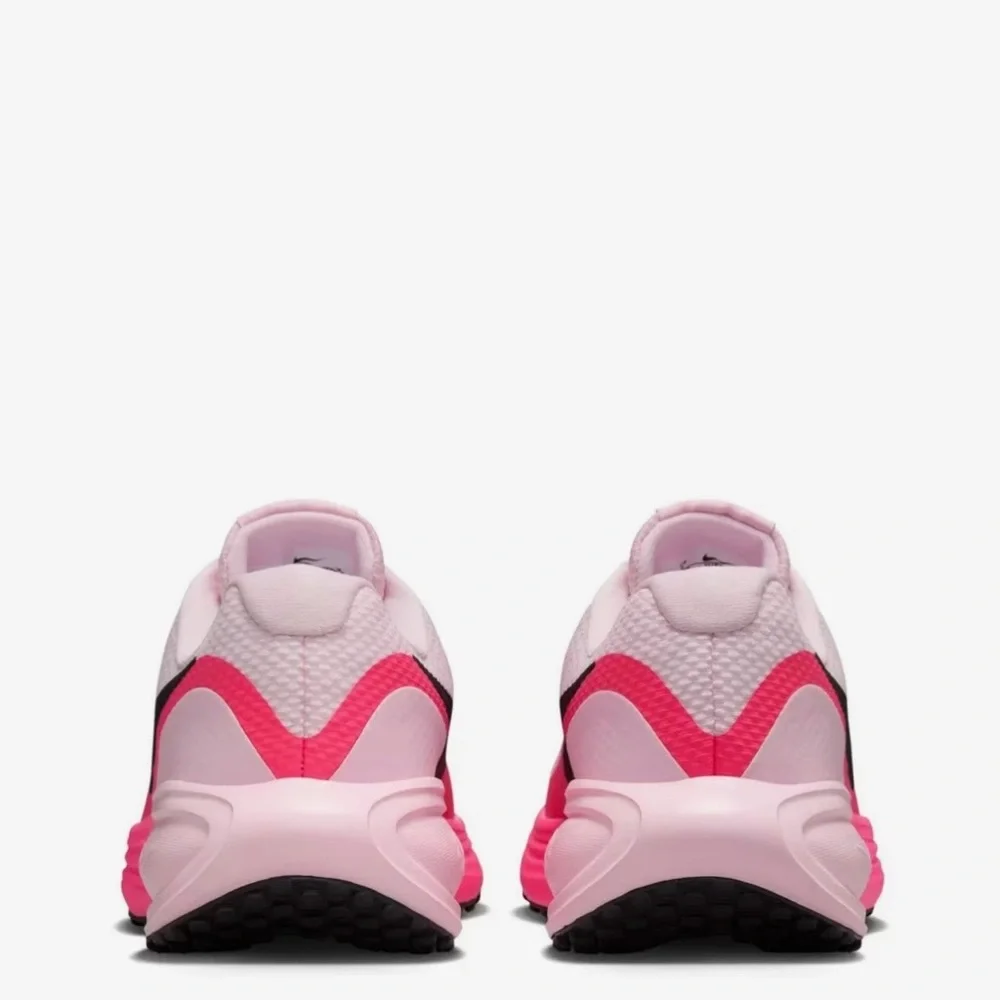 Nike Revolution 8 Running Shoe - Women's - Picture 2 of 9